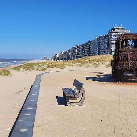 Beachstudio Westende With Sea View Middelkerke Luaran gambar