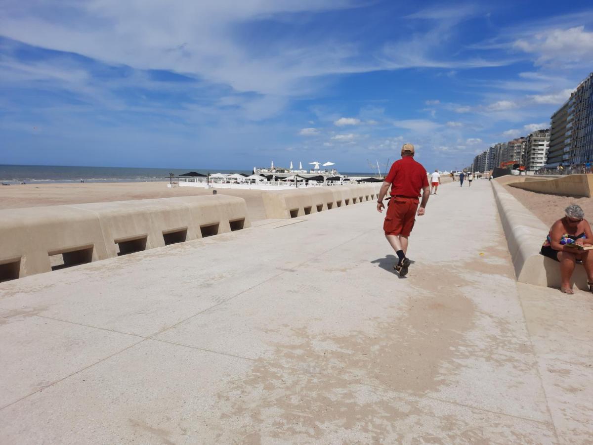 Beachstudio Westende With Sea View Middelkerke Luaran gambar